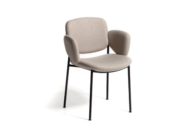 Macka arrmet dining chair